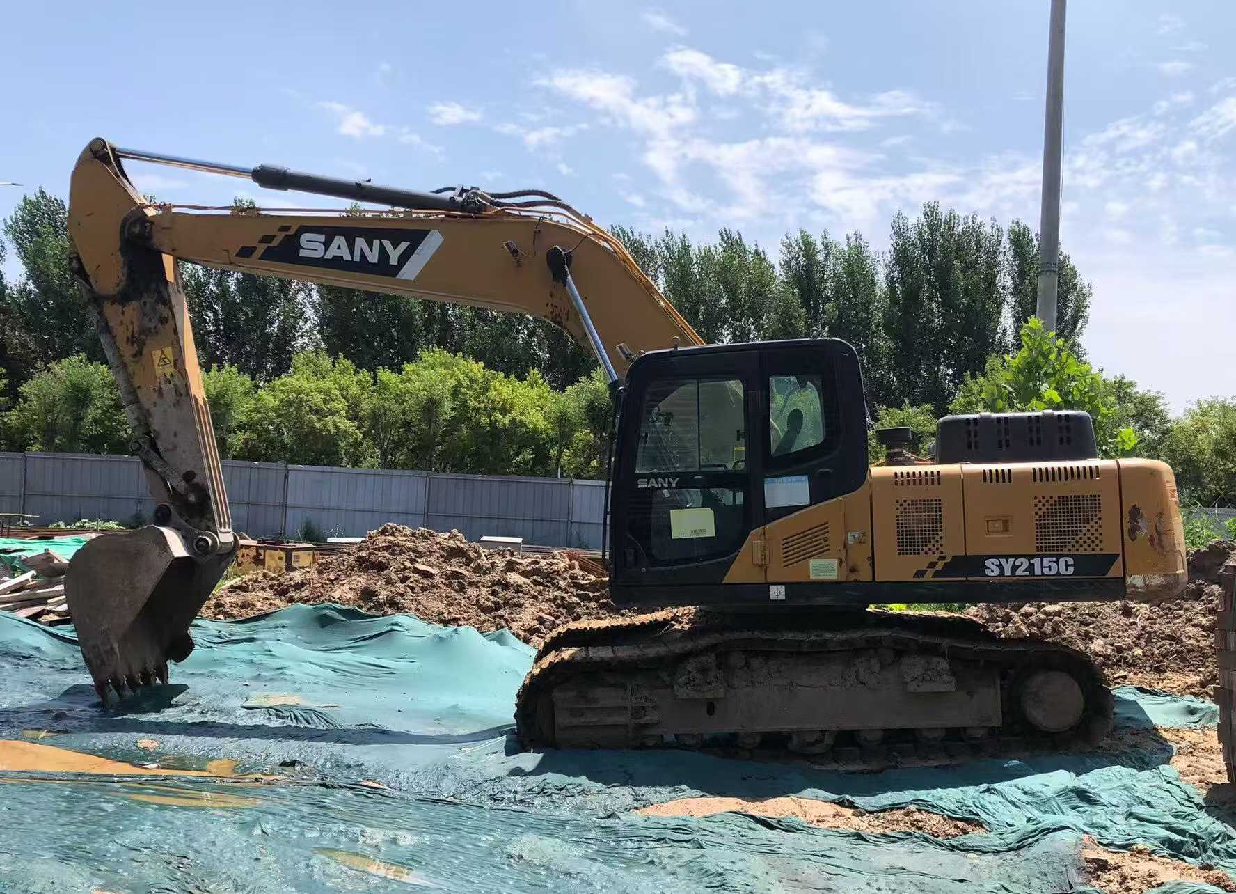 Buy Sany SY195C Used Excavator / 2 Buy Sany SY195C Used Excavator / 2