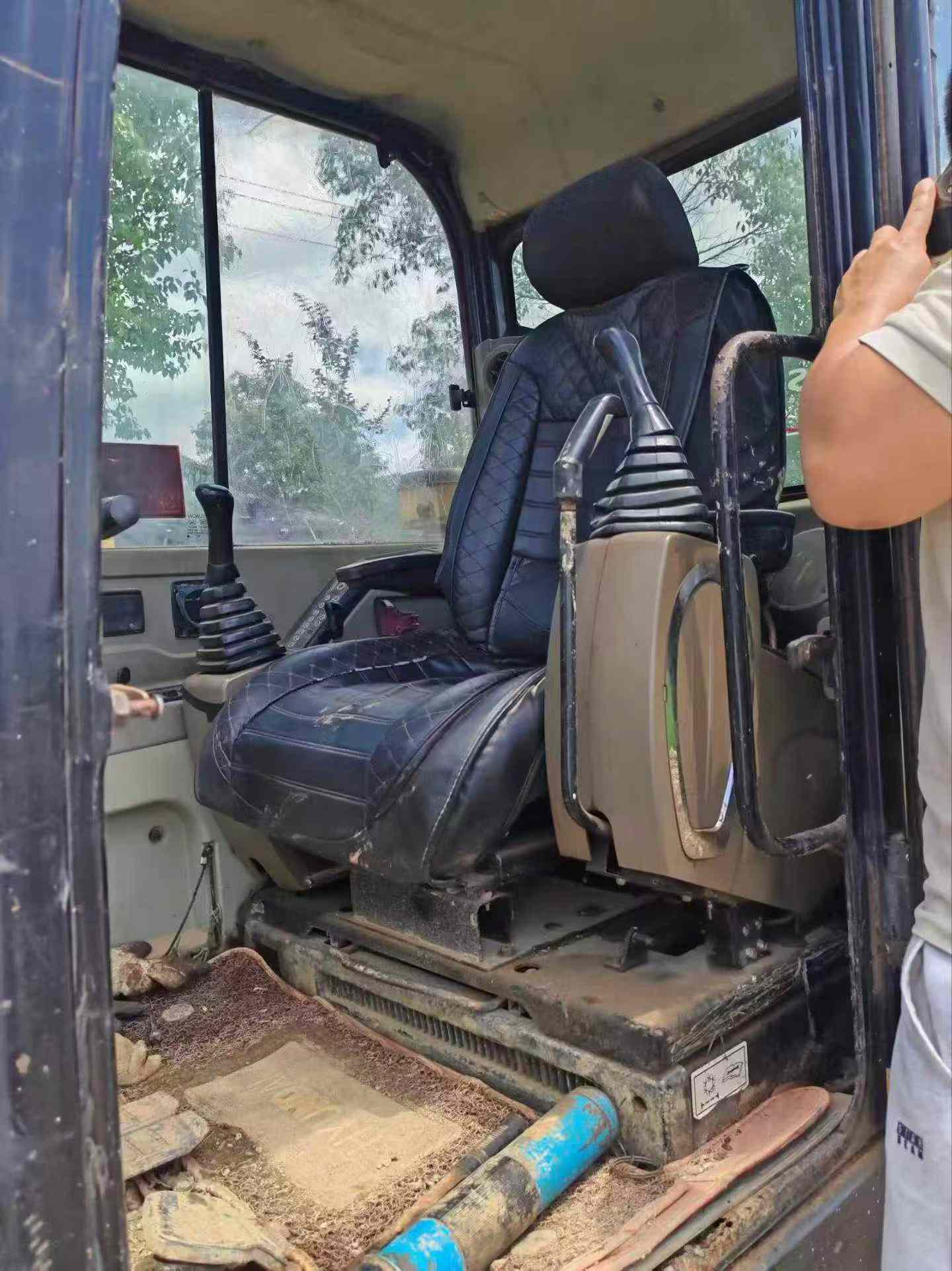 Buy Hyundai R60-7 Used Excavator / 7 Buy Hyundai R60-7 Used Excavator / 7