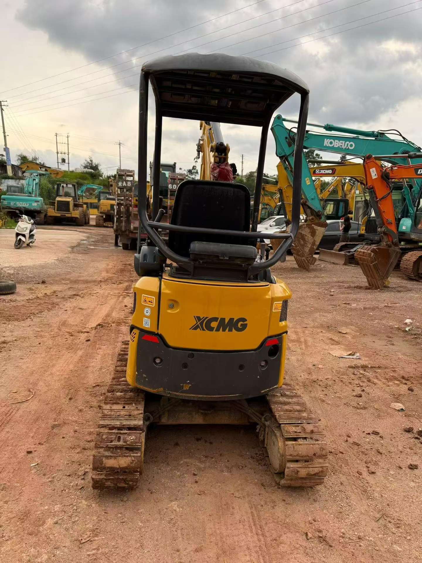 Buy XCMG Used Excavator / 7 Buy XCMG Used Excavator / 7