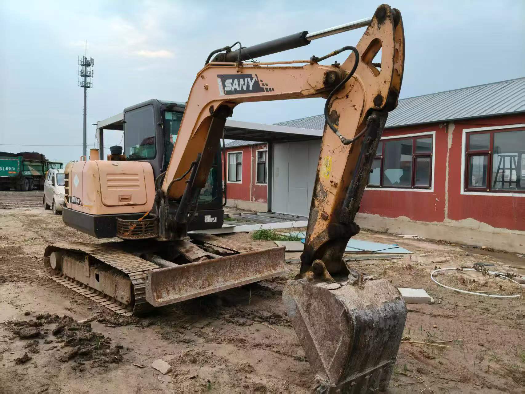 Buy Sany SY55 Used Excavator / 3 Buy Sany SY55 Used Excavator / 3