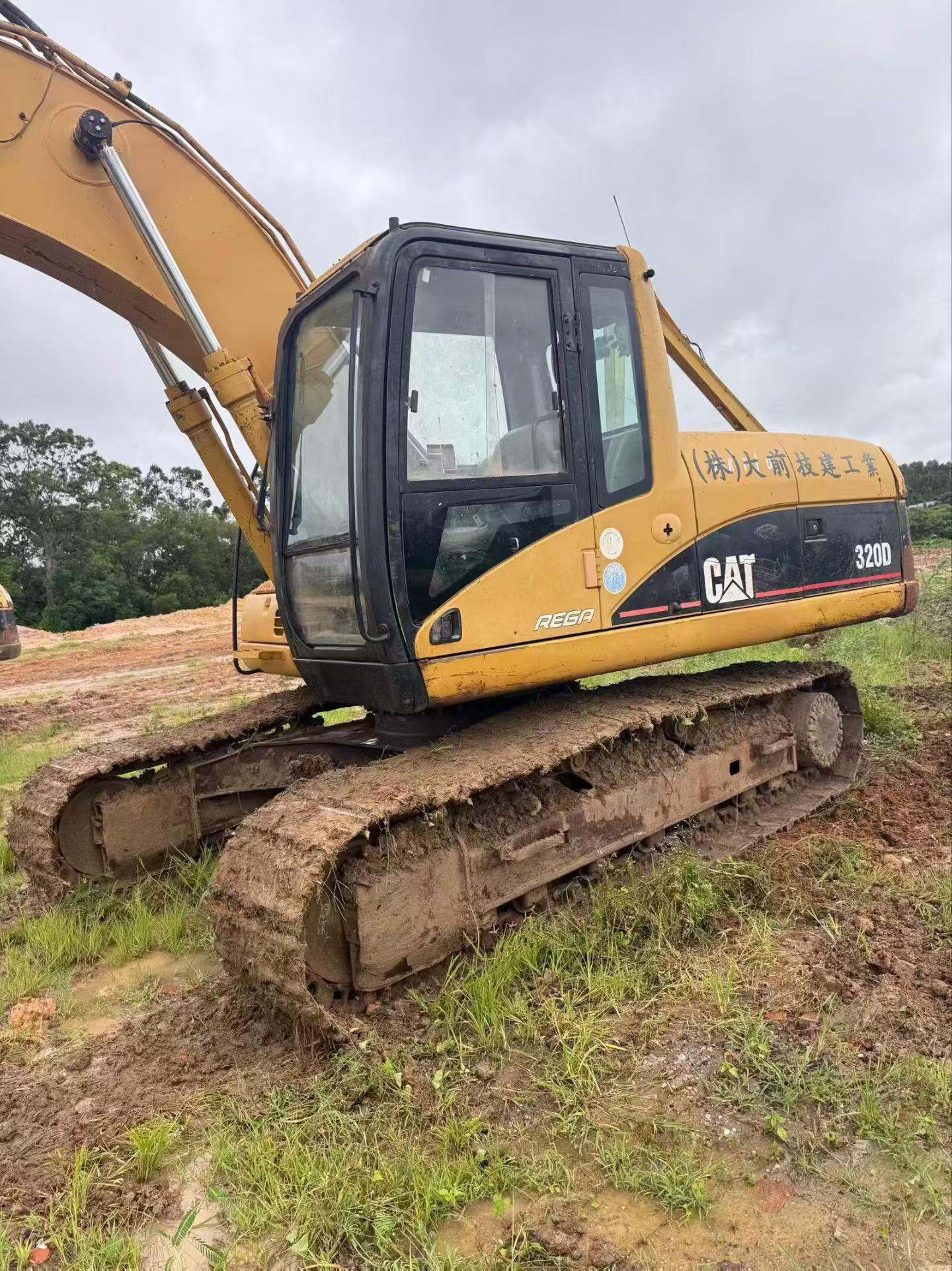 Buy Caterpillar 320C Used Excavator / 7 Buy Caterpillar 320C Used Excavator / 7