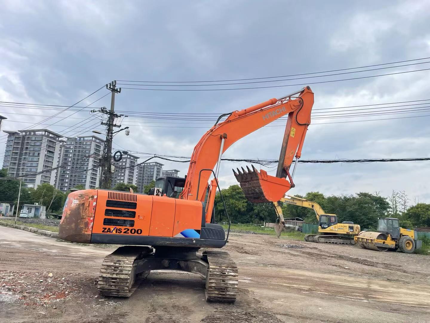 Buy Hitachi ZX200-5G Used Excavator / 2 Buy Hitachi ZX200-5G Used Excavator / 2