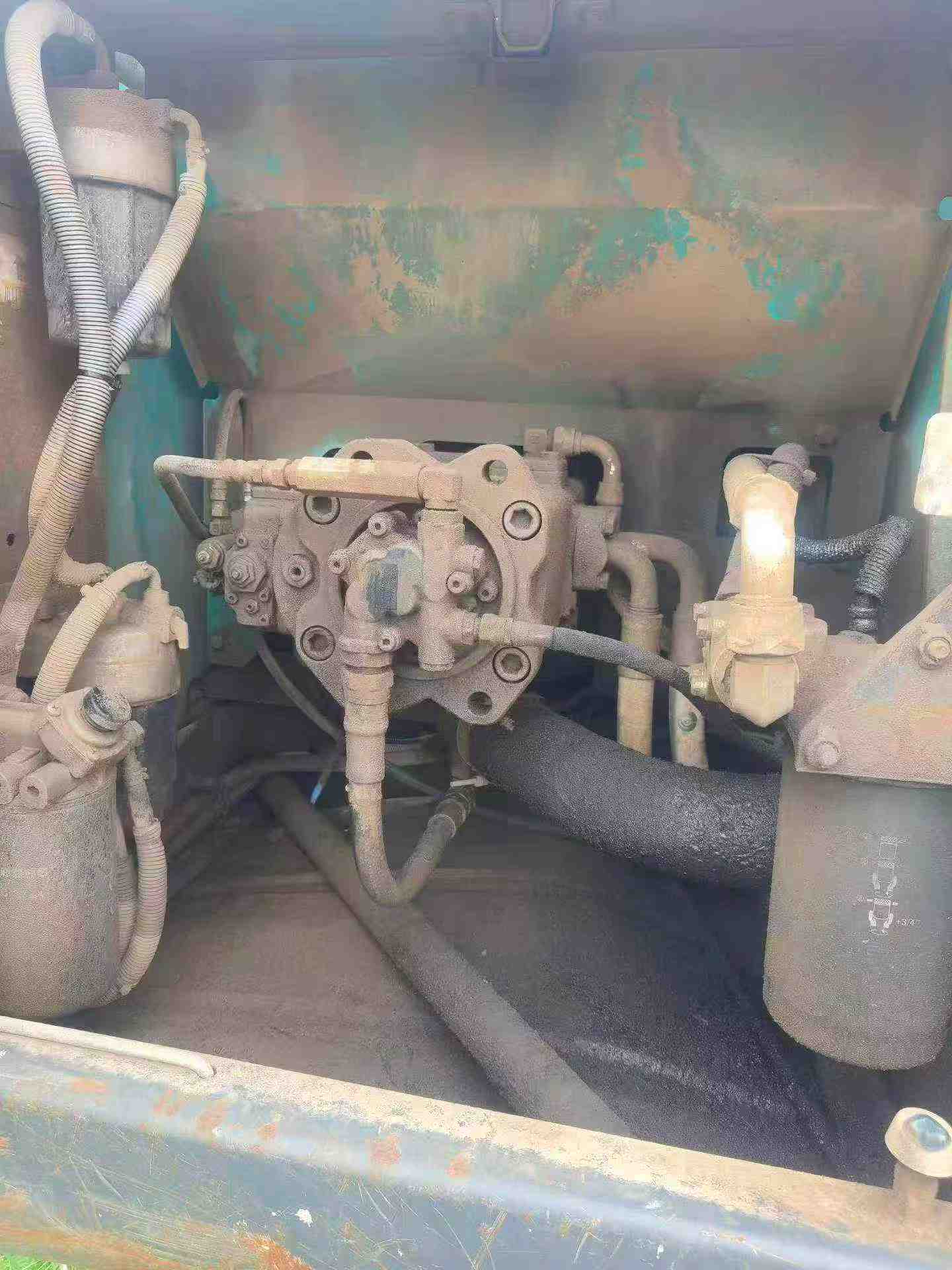 Buy Kobelco SK210 Used Excavator / 4 Buy Kobelco SK210 Used Excavator / 4