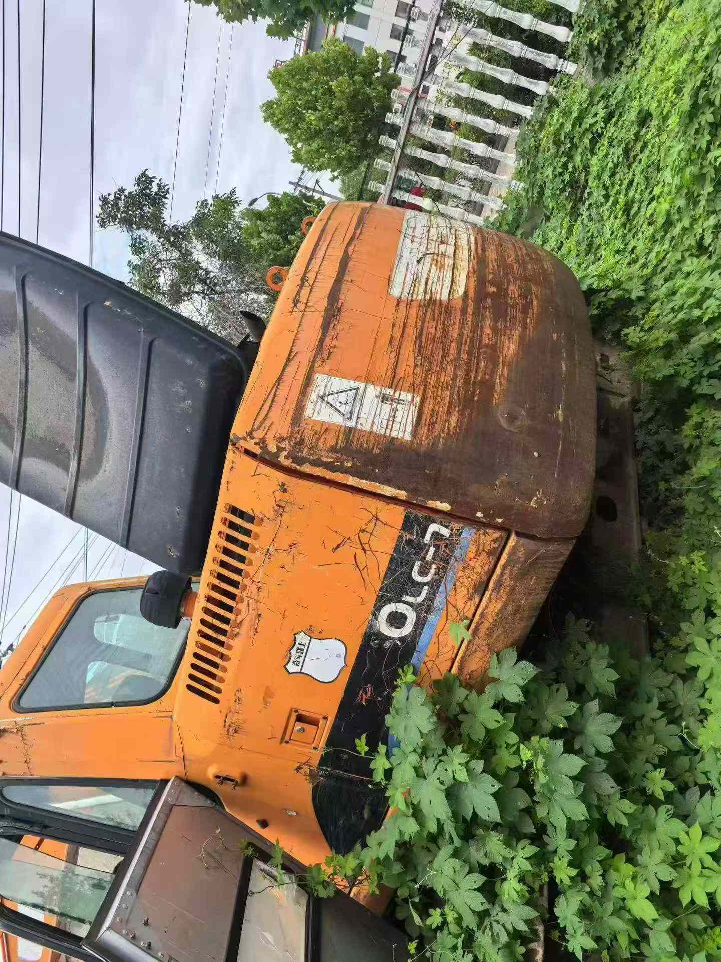 Buy Doosan DH150 Used Excavator / 9 Buy Doosan DH150 Used Excavator / 9