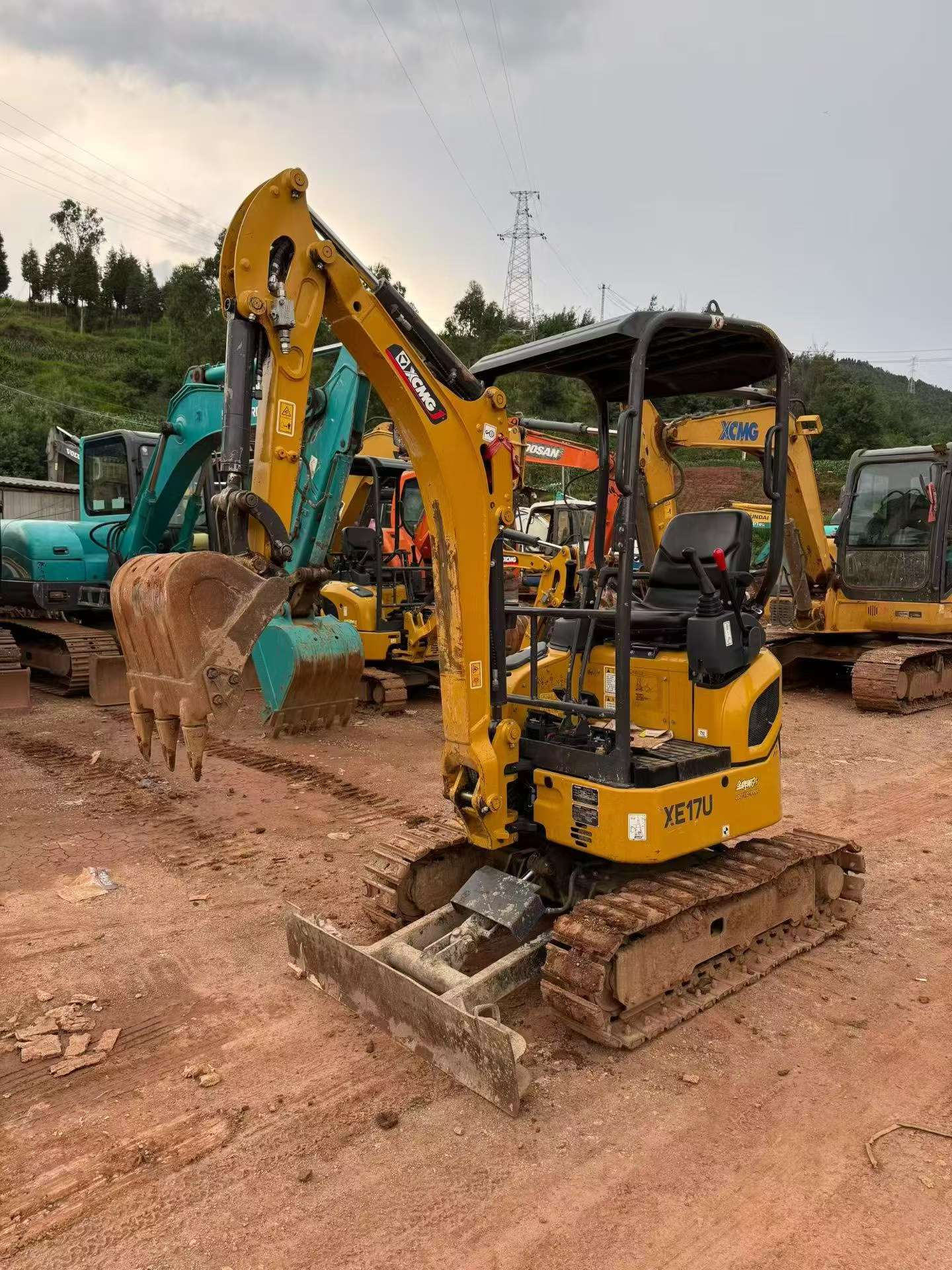 Buy XCMG Used Excavator / 2 Buy XCMG Used Excavator / 2