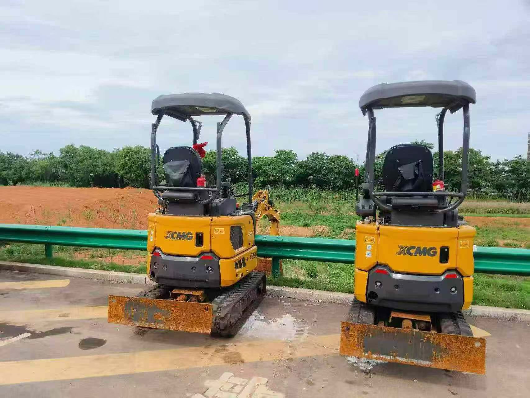 Buy XCMG Used Excavator / 1