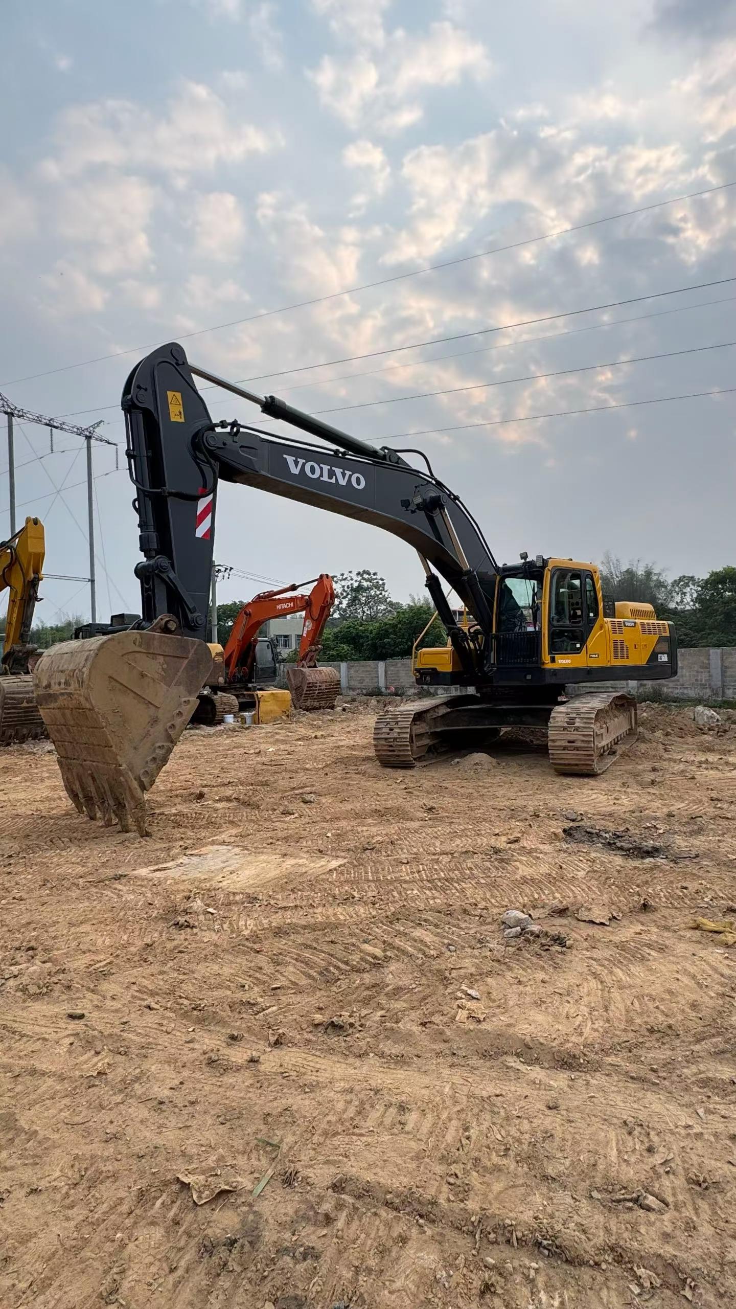 Buy Volvo EC360BL Used Excavator / 1