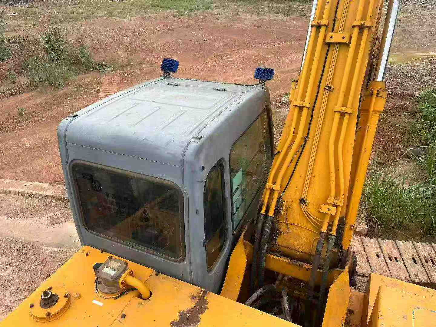 Buy Kato HD820R Used Excavator / 3 Buy Kato HD820R Used Excavator / 3
