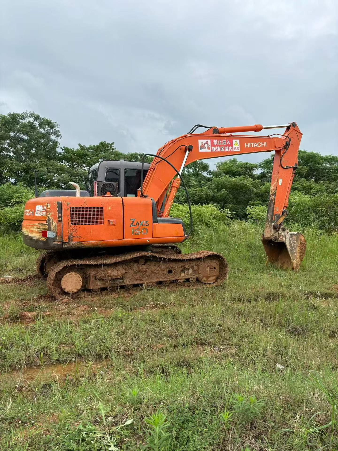 Buy Hitachi Used Excavator / 2 Buy Hitachi Used Excavator / 2