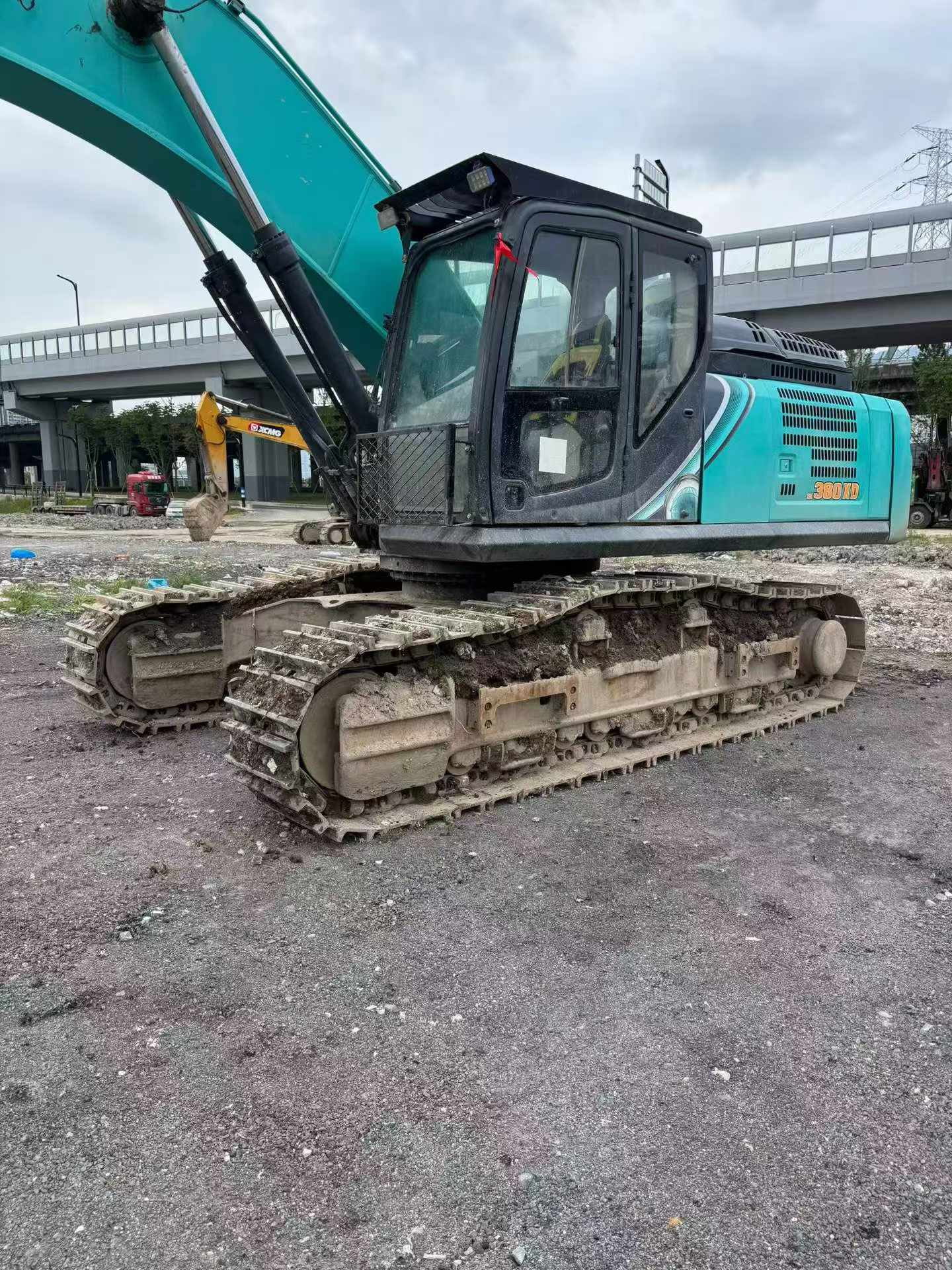 Buy Kobelco SK380-8 Used Excavator / 5 Buy Kobelco SK380-8 Used Excavator / 5
