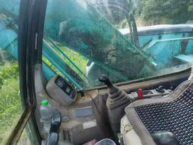Buy Kobelco SK135 Used Excavator / 3 Buy Kobelco SK135 Used Excavator / 3