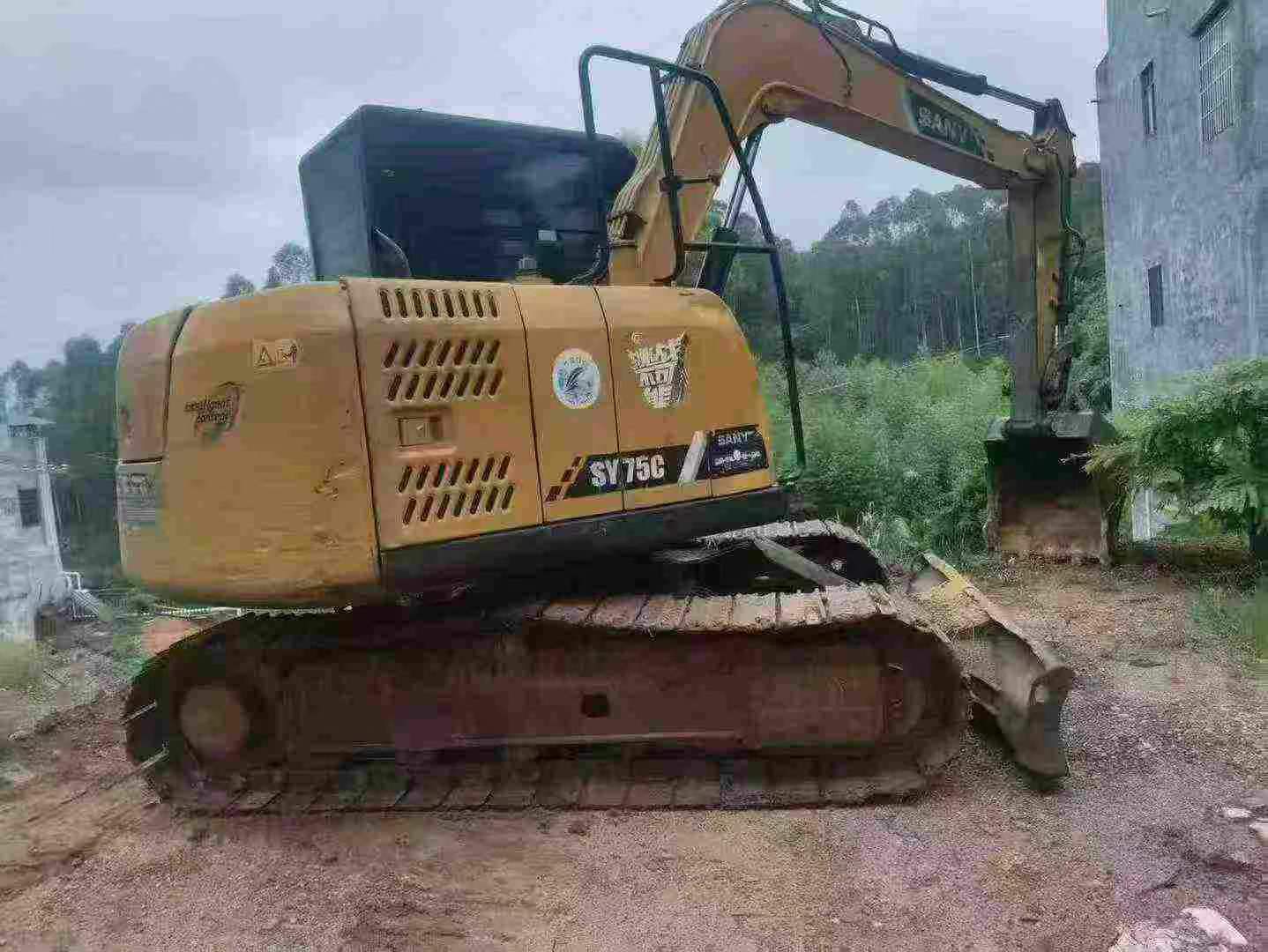 Buy Sany SY75 Used Excavator / 2