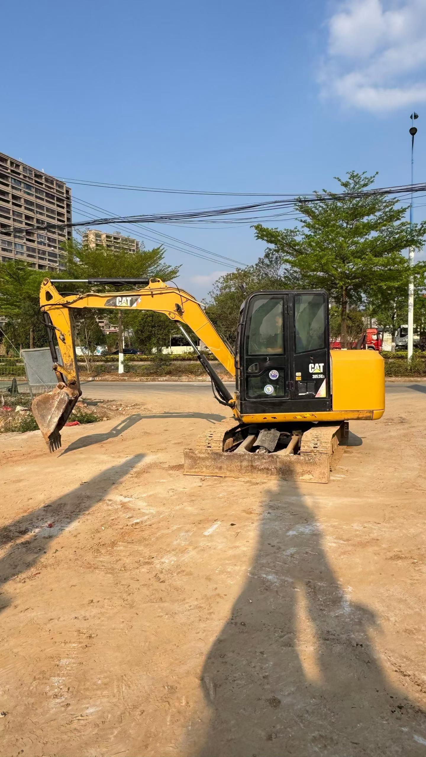 Buy Caterpillar 305.5 Used Excavator / 1