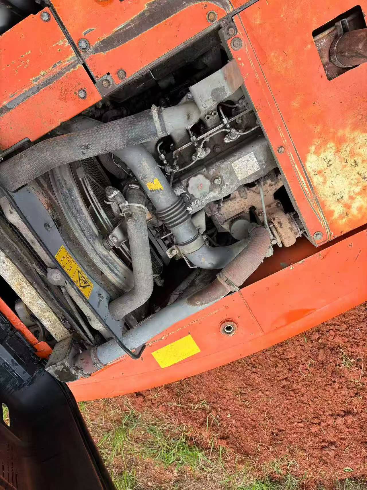 Buy Hitachi EX120-6 Used Excavator / 9 Buy Hitachi EX120-6 Used Excavator / 9