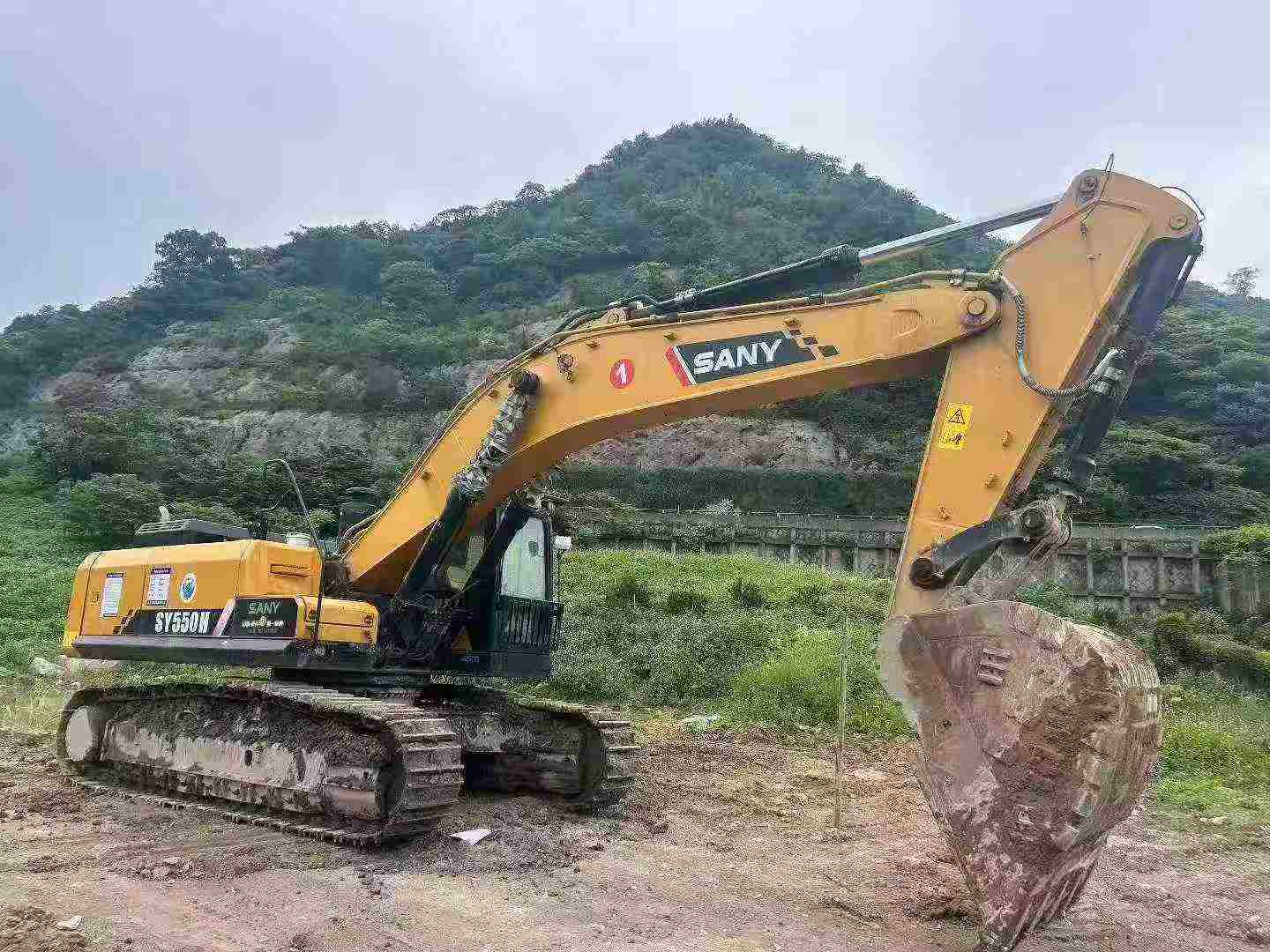 Buy Sany SY550H Used Excavator / 5 Buy Sany SY550H Used Excavator / 5
