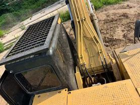 Buy Caterpillar 324D Used Excavator / 4 Buy Caterpillar 324D Used Excavator / 4