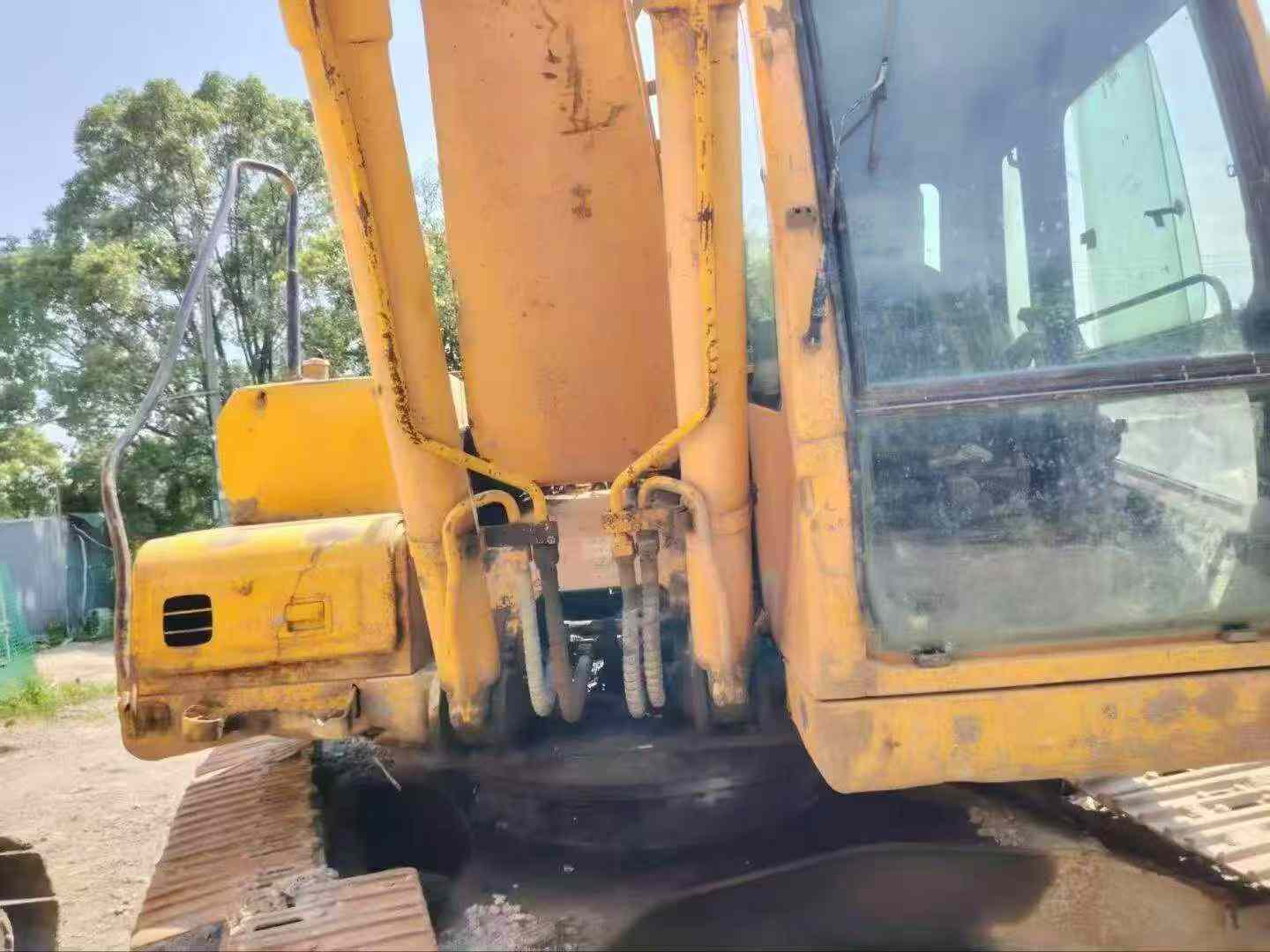 Buy Hyundai R215-7 Used Excavator / 2 Buy Hyundai R215-7 Used Excavator / 2