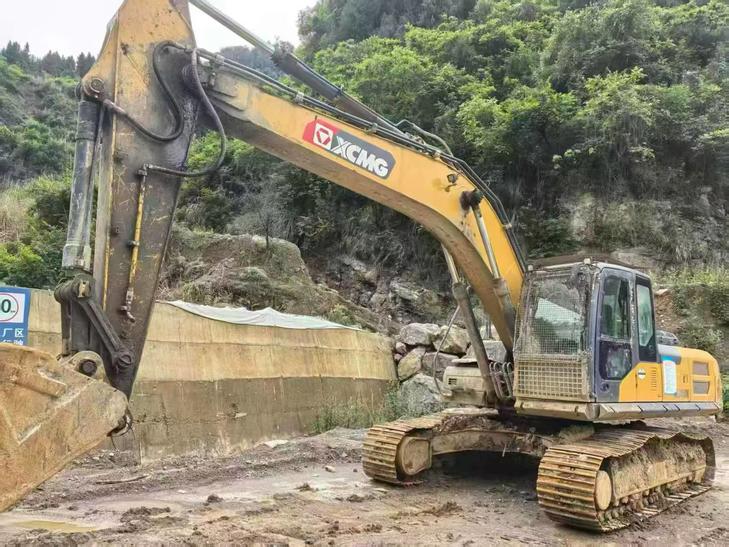 Buy XCMG Used Excavator / 1