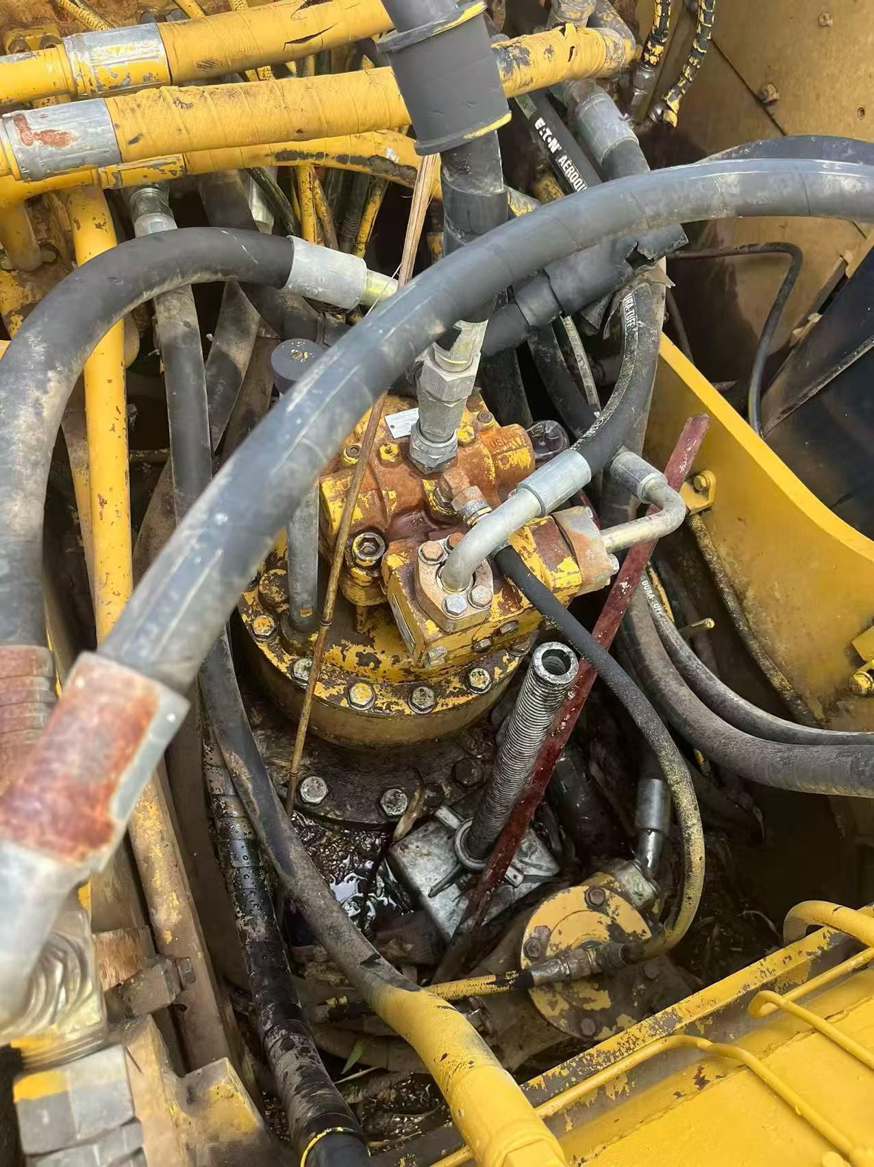 Buy Caterpillar 320C Used Excavator / 6 Buy Caterpillar 320C Used Excavator / 6