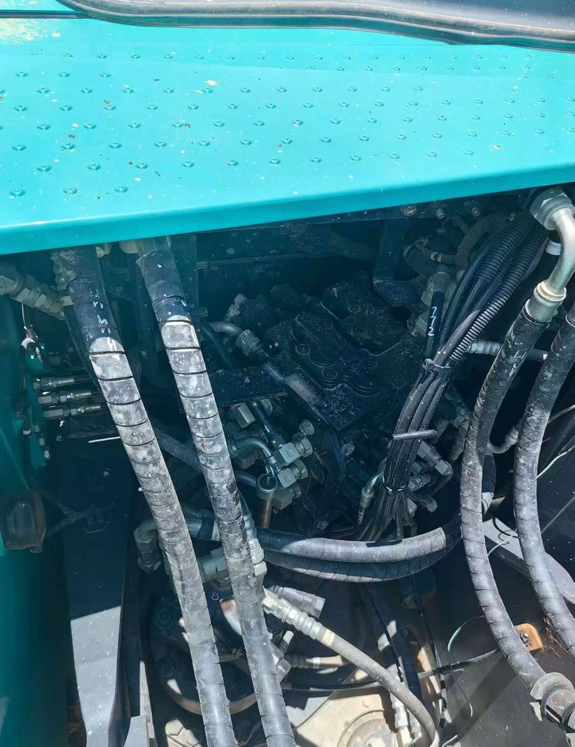 Buy Kobelco SK130-8 Used Excavator / 4 Buy Kobelco SK130-8 Used Excavator / 4