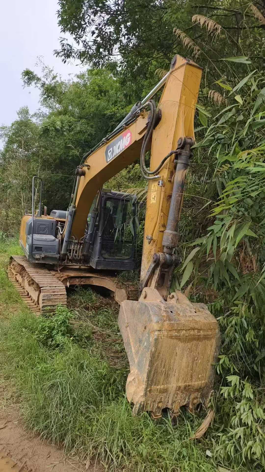 Buy XCMG Used Excavator / 1