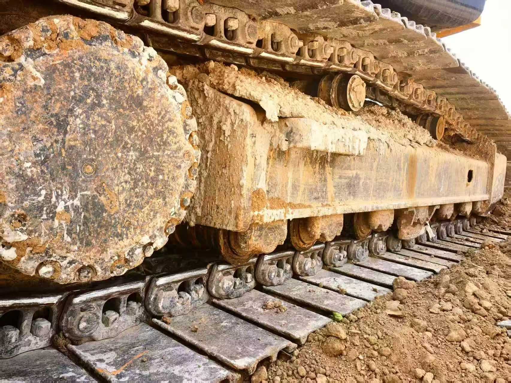 Buy Hyundai R225-7 Used Excavator / 4 Buy Hyundai R225-7 Used Excavator / 4