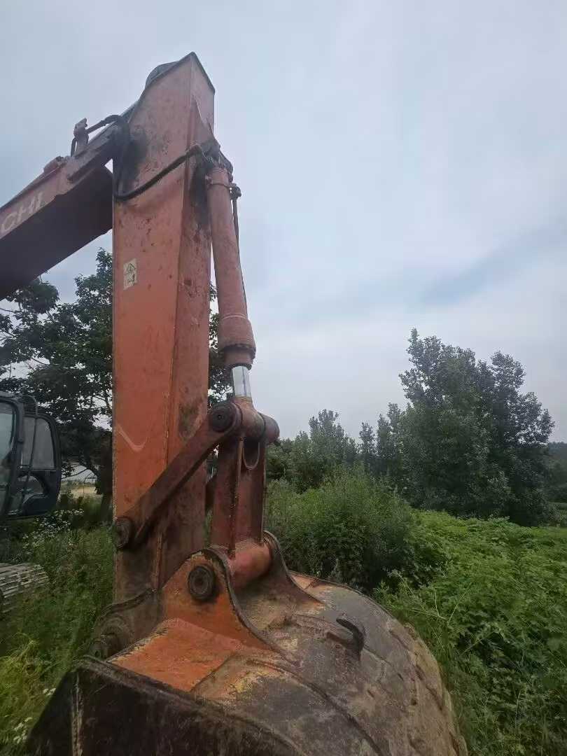 Buy Hitachi ZX130-5A Used Excavator / 2 Buy Hitachi ZX130-5A Used Excavator / 2