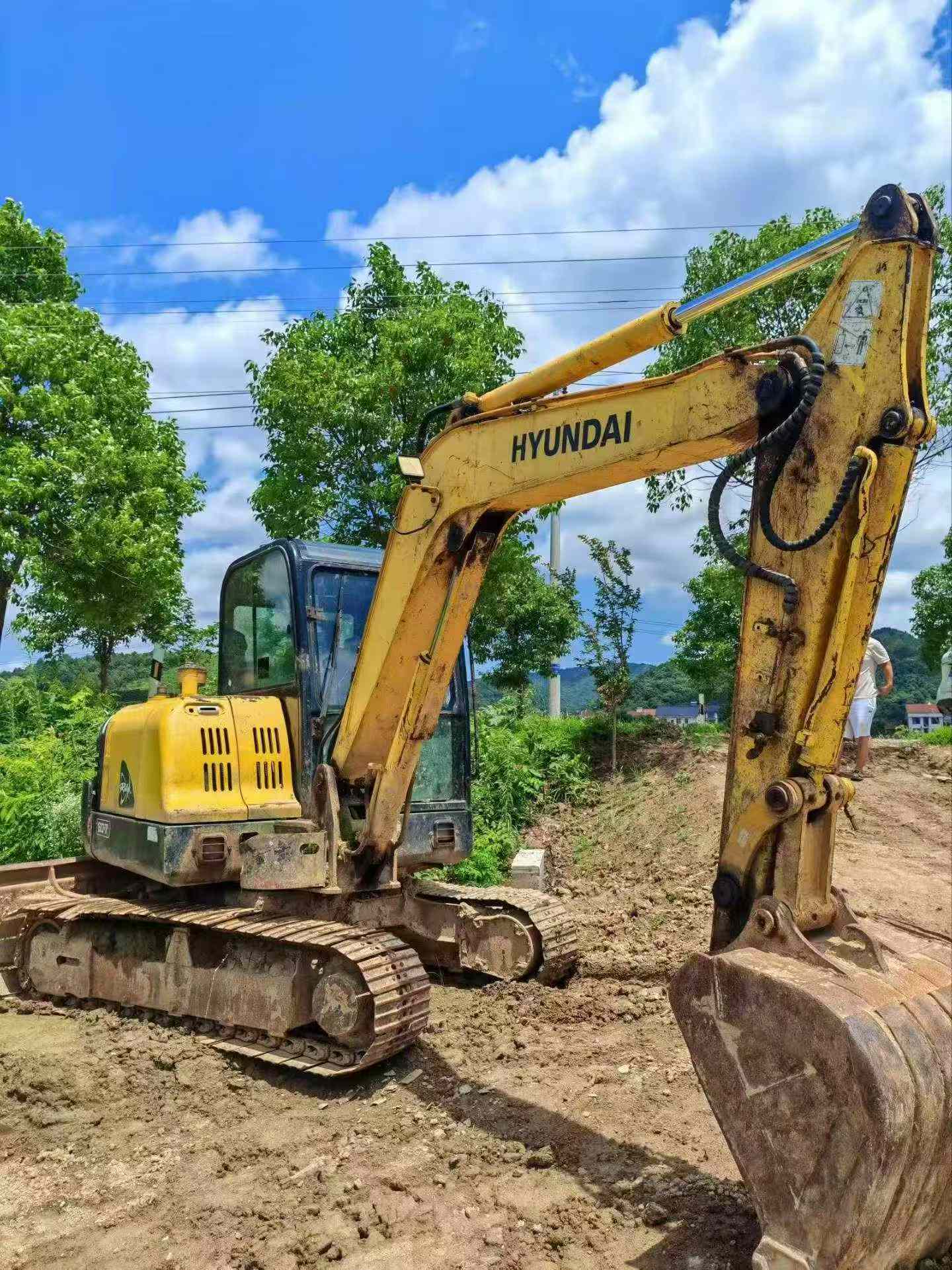 Buy Hyundai R60-7 Used Excavator / 2 Buy Hyundai R60-7 Used Excavator / 2