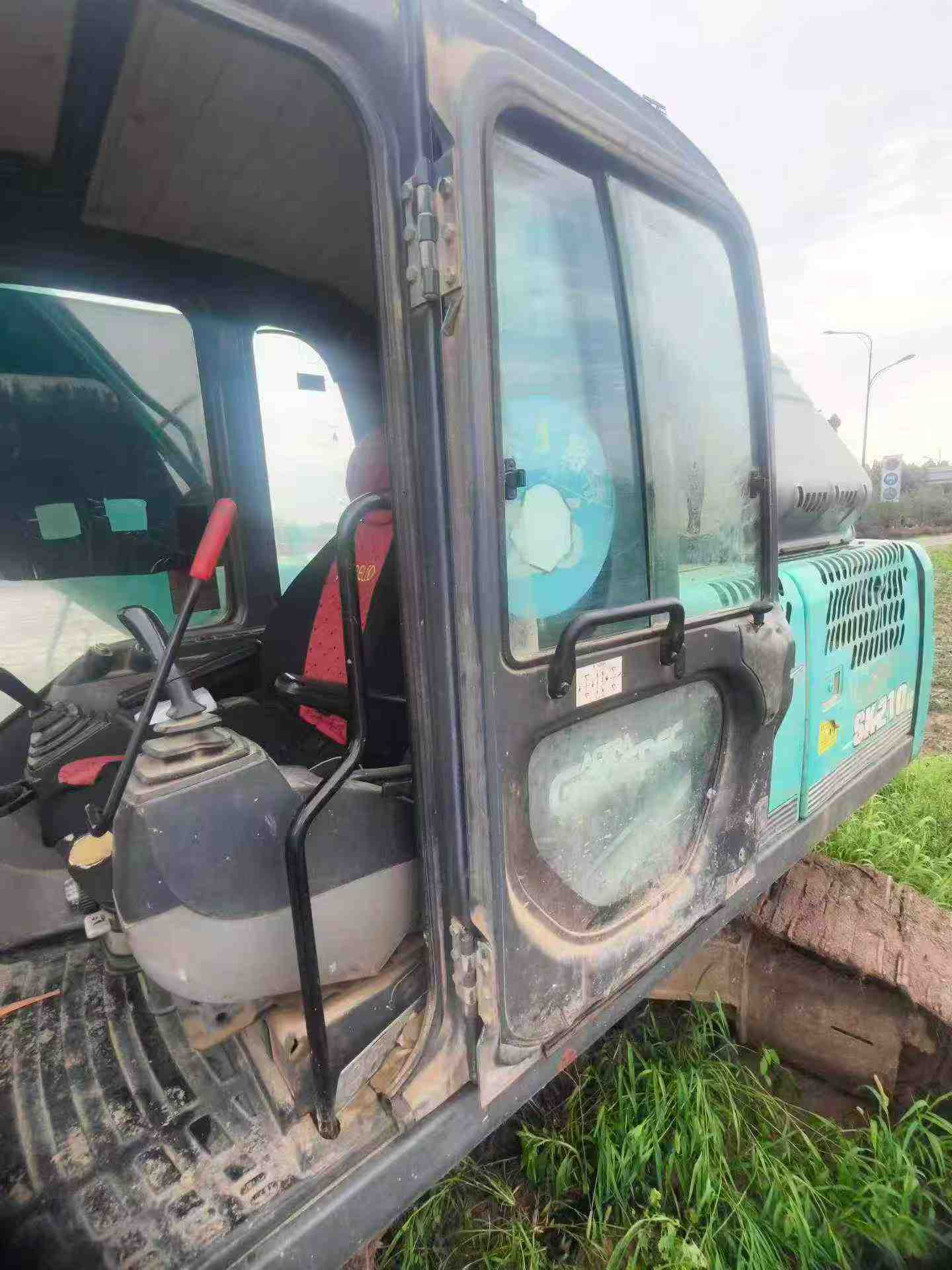 Buy Kobelco SK210 Used Excavator / 7 Buy Kobelco SK210 Used Excavator / 7