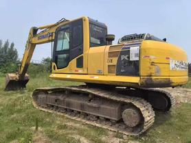 Buy Komatsu PC210LC-8 Used Excavator / 2 Buy Komatsu PC210LC-8 Used Excavator / 2