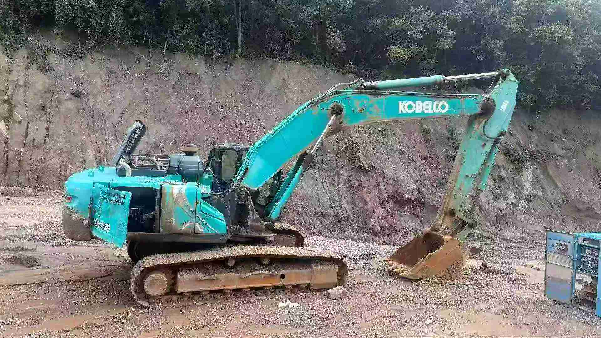 Buy Kobelco SK330-10 Used Excavator / 5 Buy Kobelco SK330-10 Used Excavator / 5