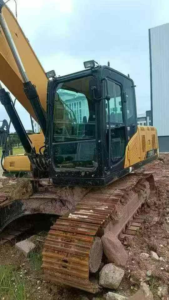 Buy Sany SY200C Used Excavator / 3