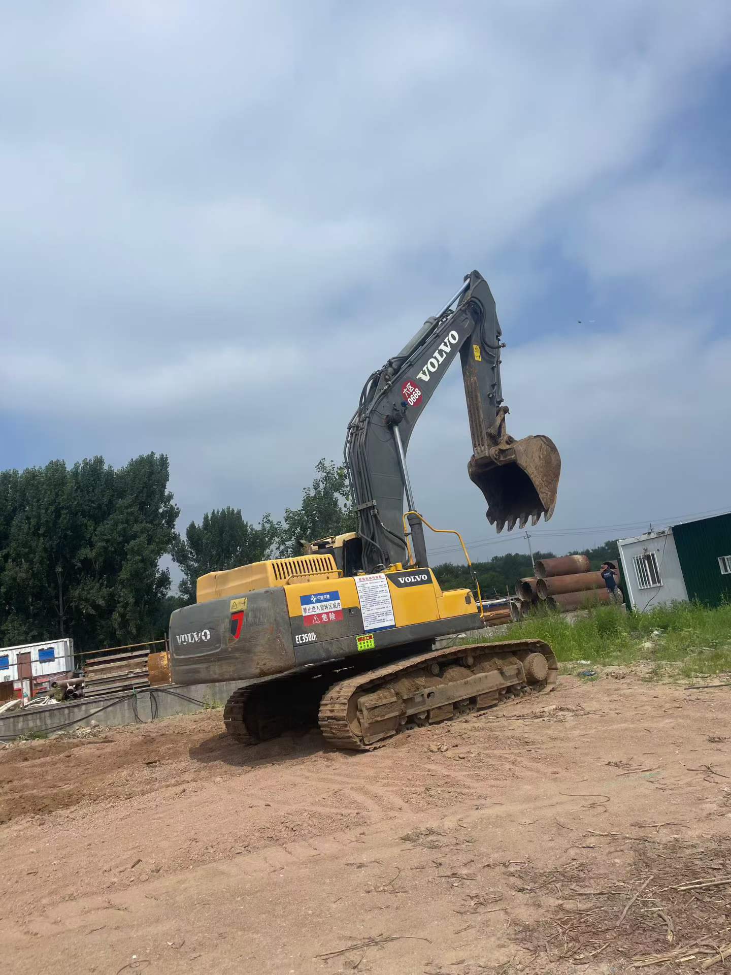 Buy Volvo EC350D Used Excavator / 3 Buy Volvo EC350D Used Excavator / 3