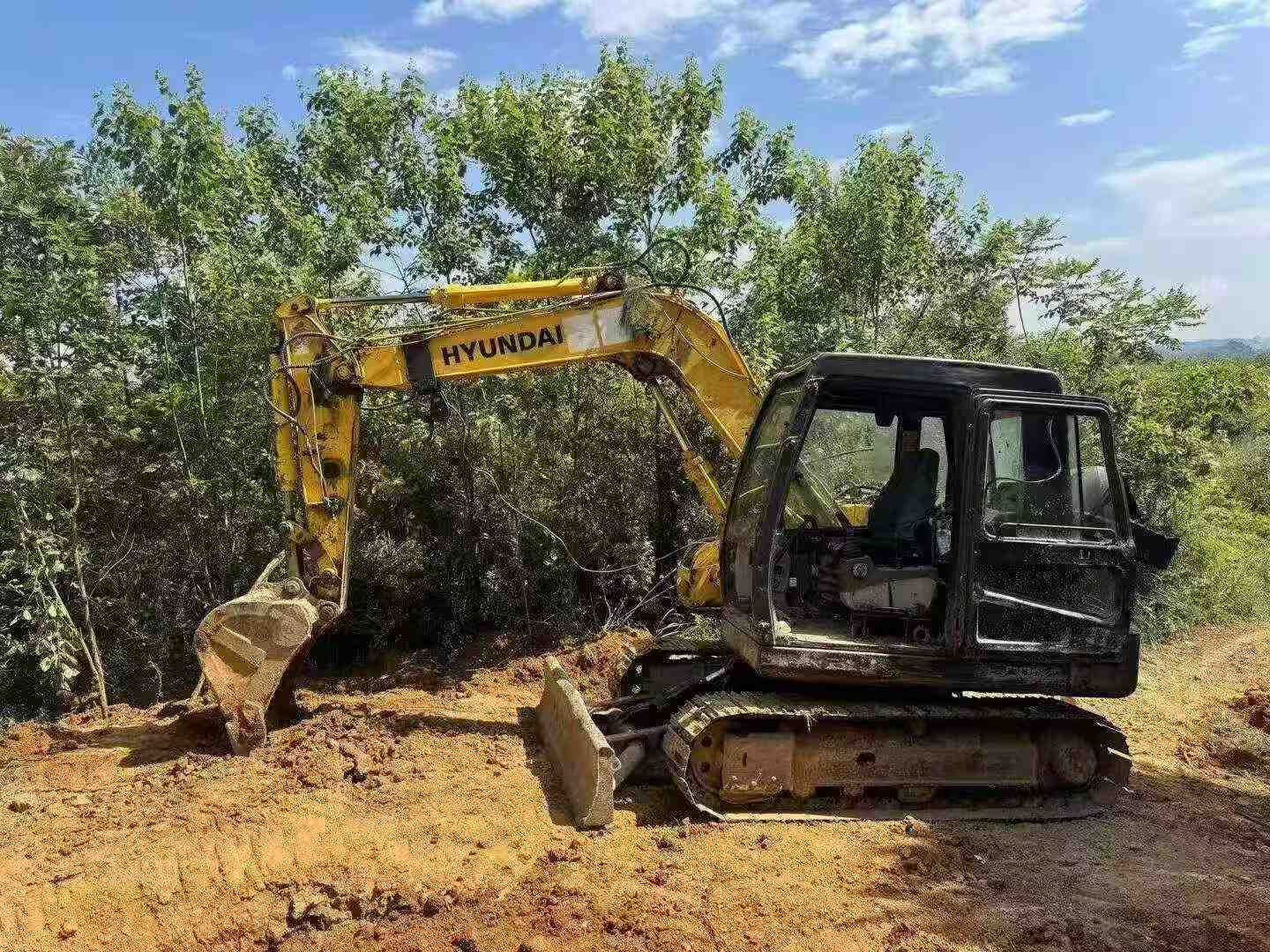 Buy Hyundai R80G Used Excavator / 4 Buy Hyundai R80G Used Excavator / 4