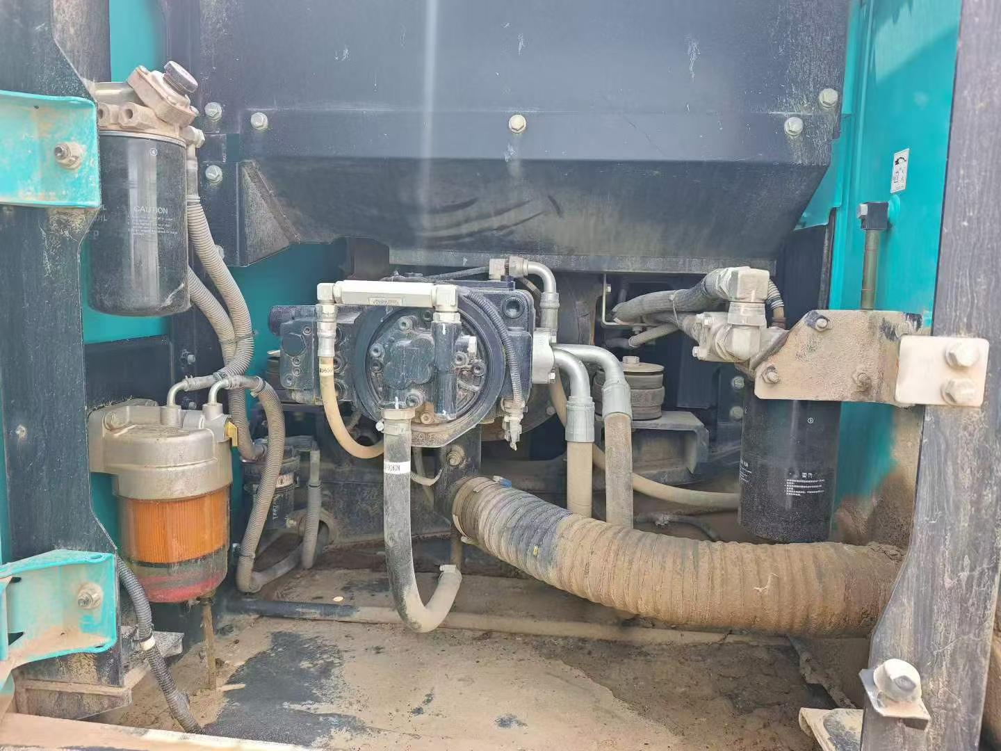 Buy Kobelco SK200 Used Excavator / 9 Buy Kobelco SK200 Used Excavator / 9