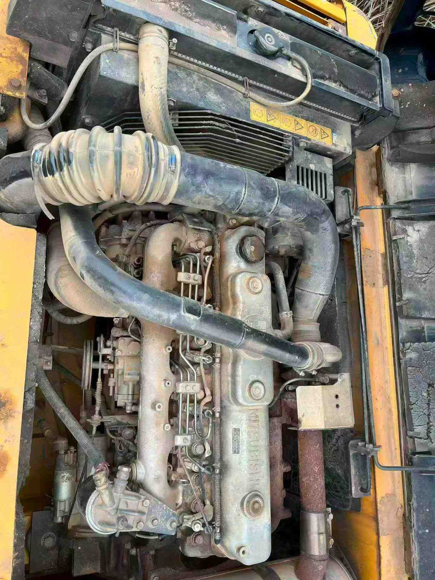 Buy Kato HD820R Used Excavator / 6 Buy Kato HD820R Used Excavator / 6