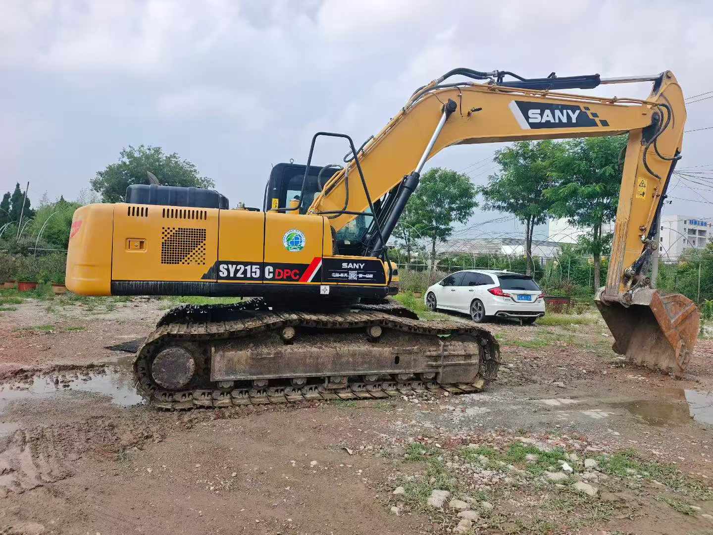 Buy Sany SY205C Used Excavator / 1