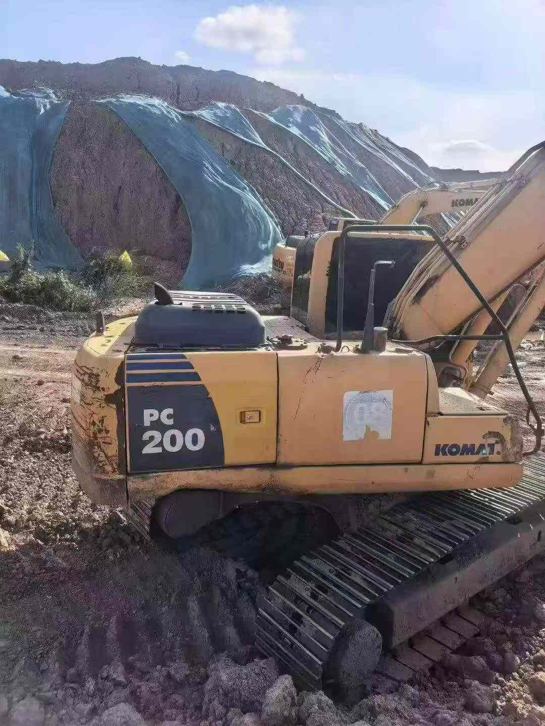 Buy Komatsu PC200-8 Used Excavator / 7 Buy Komatsu PC200-8 Used Excavator / 7