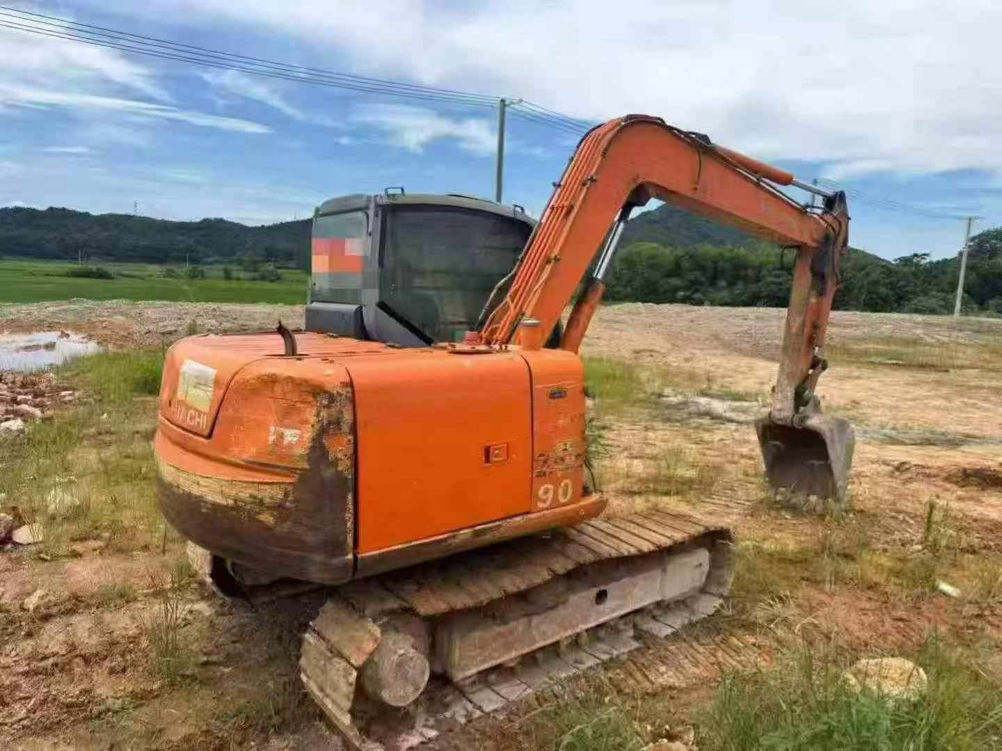 Купить Подержанный Экскаватор Hitachi EX70 / 6 Купить Подержанный Экскаватор Hitachi EX70 / 6