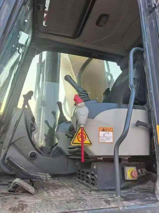 Buy Sany SY550H Used Excavator / 9