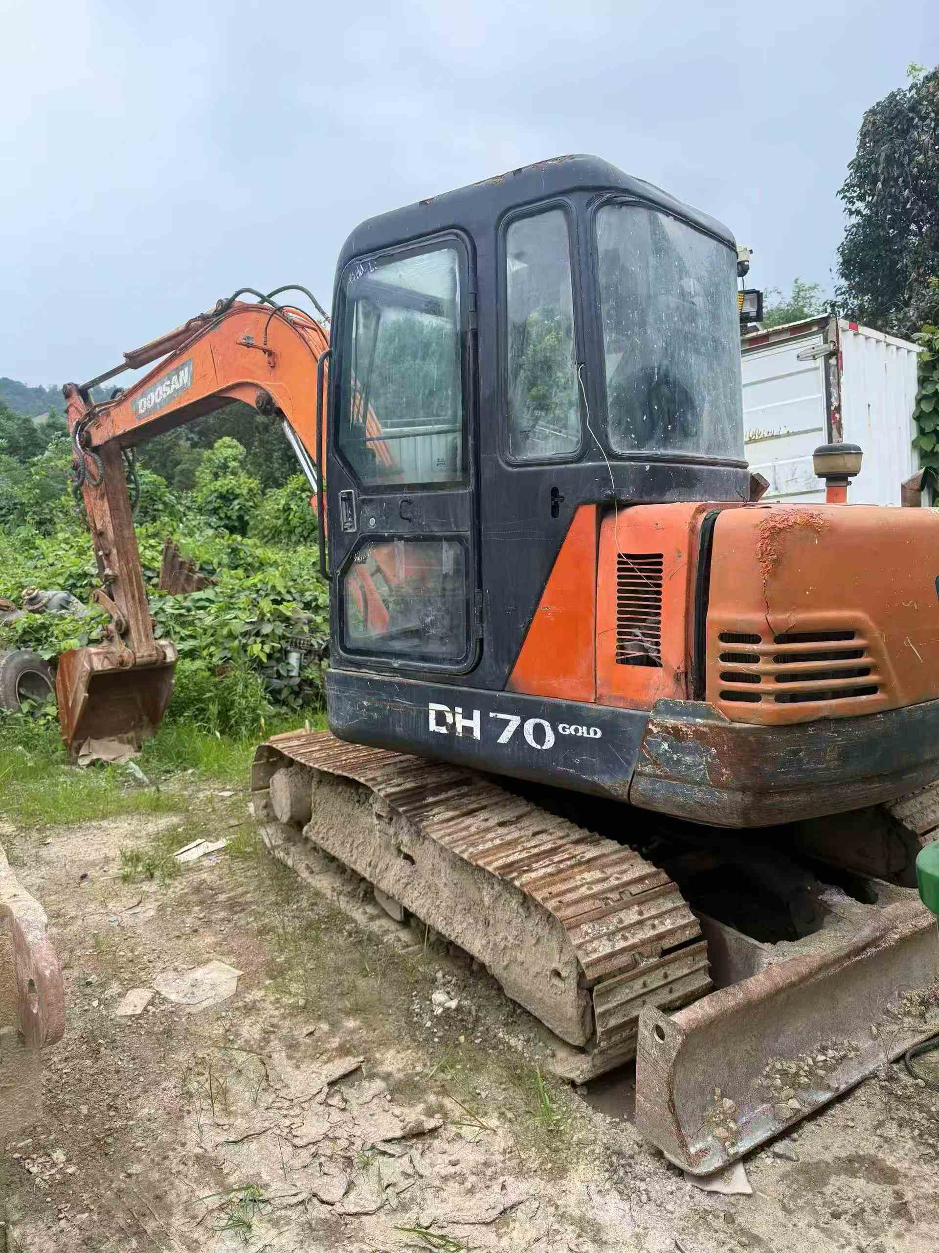 Buy Doosan DH55 Used Excavator / 1