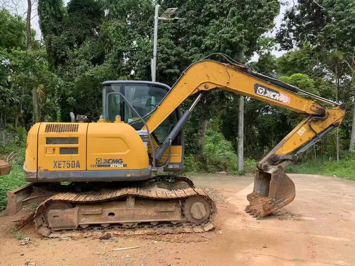 Buy XCMG Used Excavator / 1