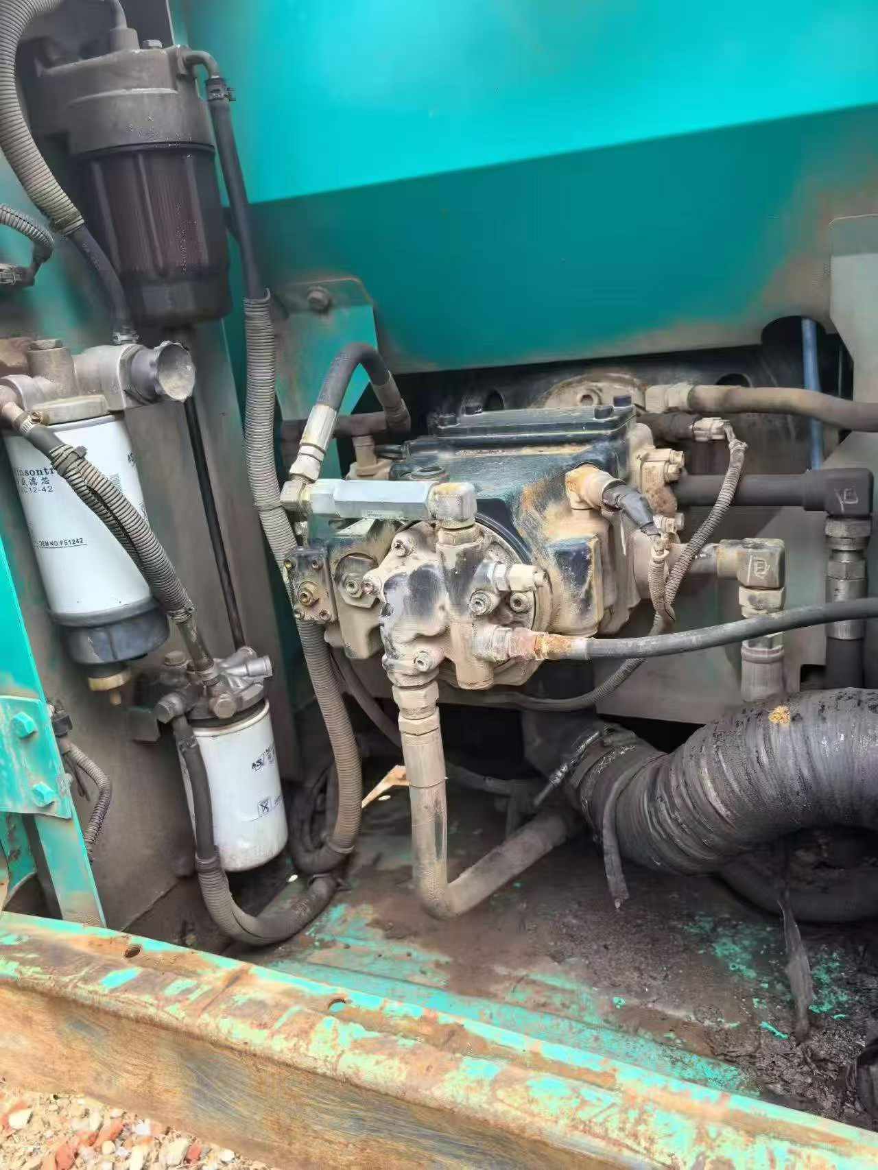 Buy Kobelco SK130 Used Excavator / 2