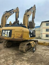 Buy Caterpillar 320D Used Excavator / 2 Buy Caterpillar 320D Used Excavator / 2