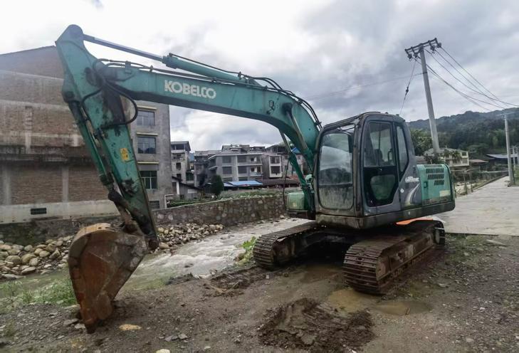 Buy Kobelco SK130-8 Used Excavator / 1