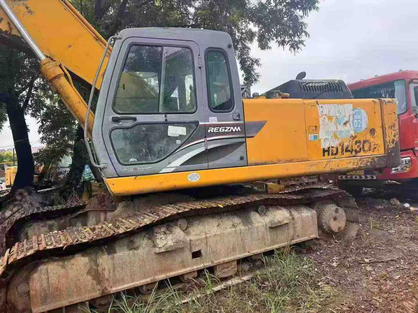 Buy Kato HD1430 Used Excavator / 5 Buy Kato HD1430 Used Excavator / 5