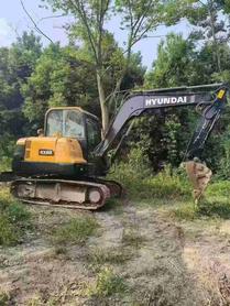 Buy Hyundai HX60 Used Excavator / 2 Buy Hyundai HX60 Used Excavator / 2