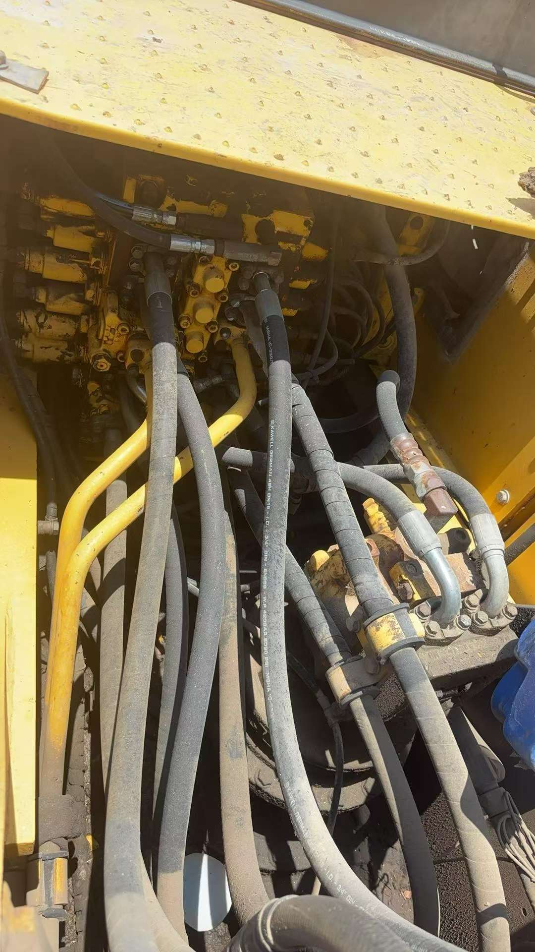 Buy Komatsu PC200 Used Excavator / 8 Buy Komatsu PC200 Used Excavator / 8