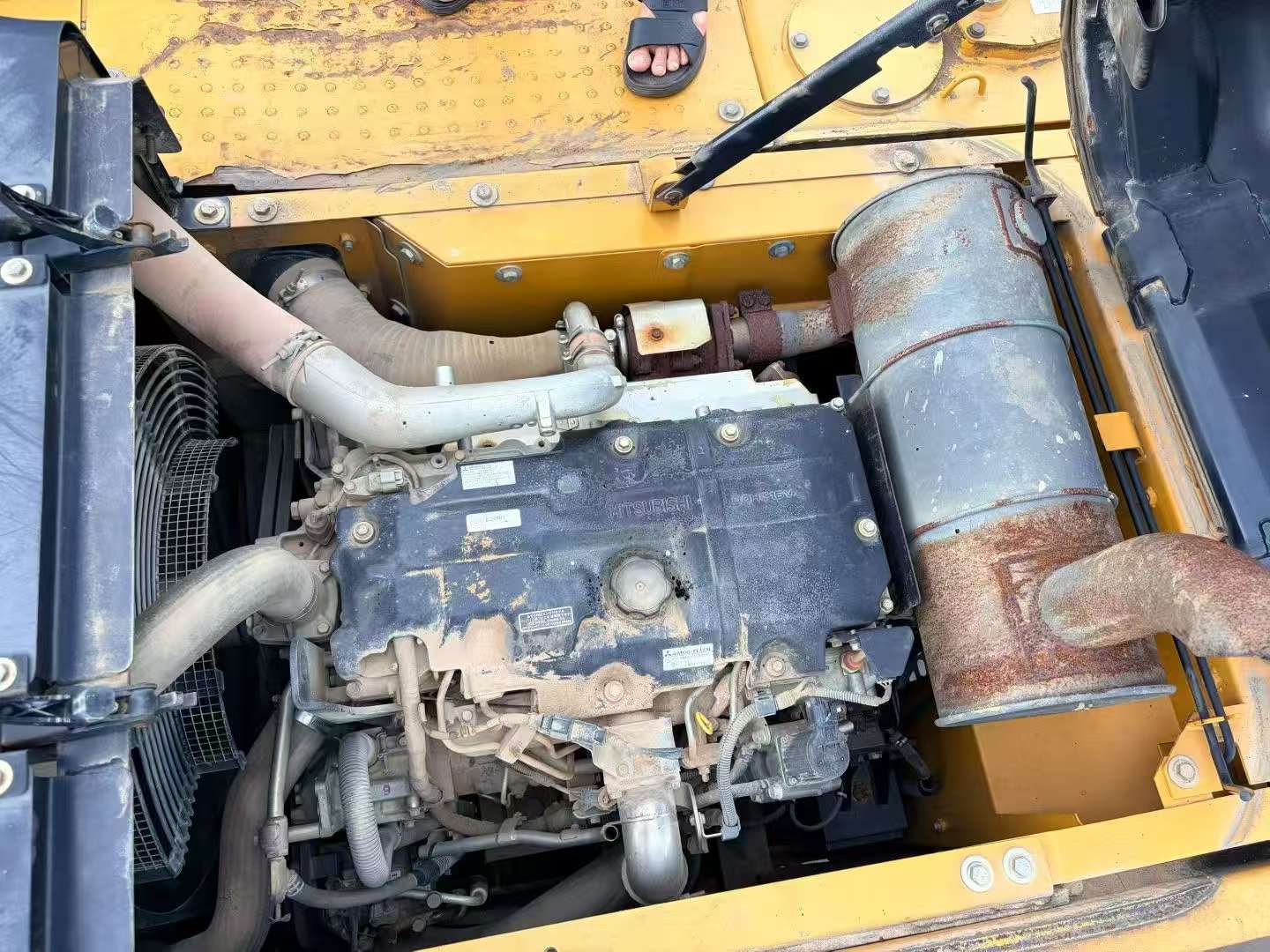 Buy Sany SY205C Used Excavator / 8 Buy Sany SY205C Used Excavator / 8