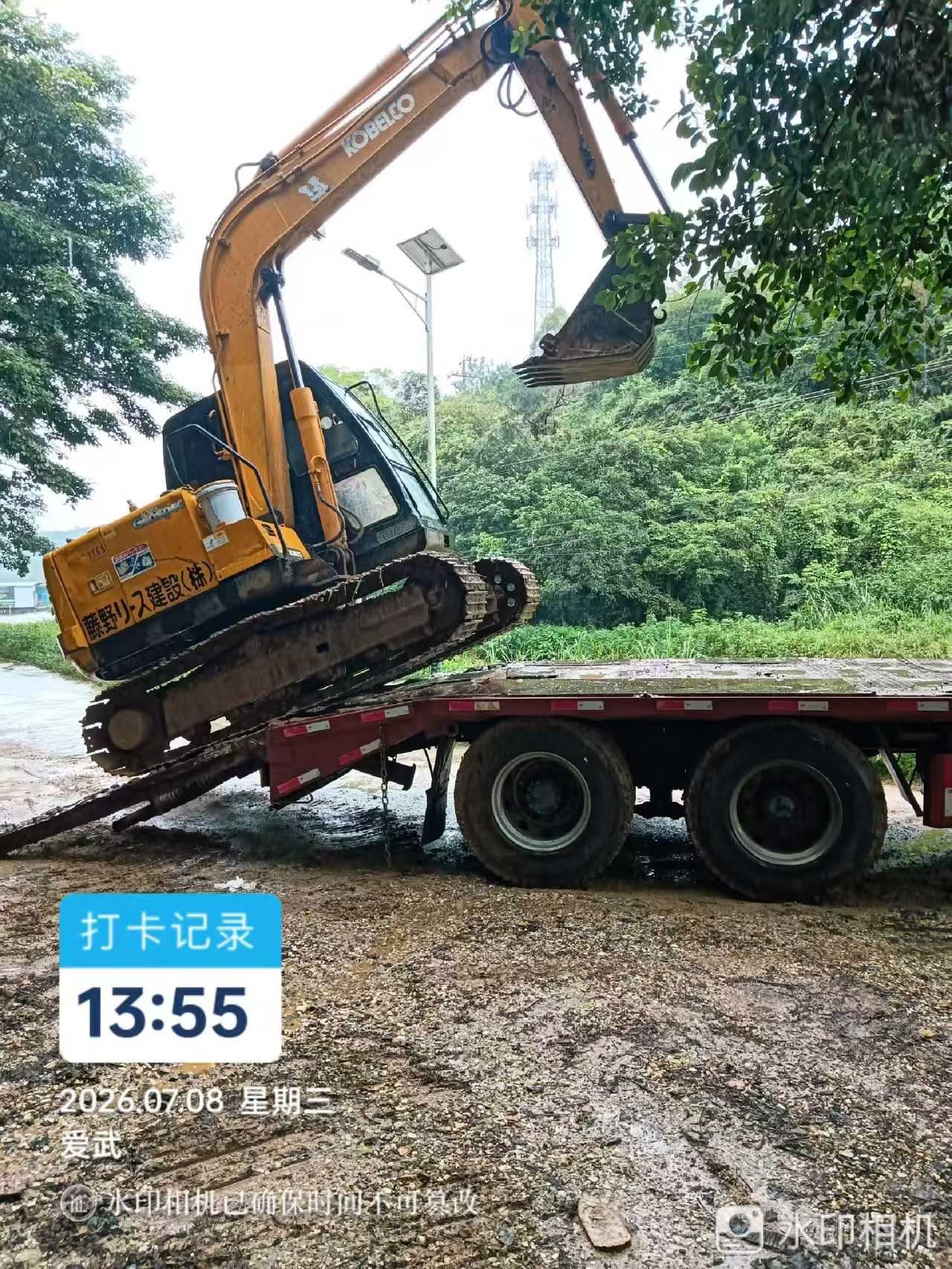 Buy Kobelco SK60-3 Used Excavator / 2 Buy Kobelco SK60-3 Used Excavator / 2
